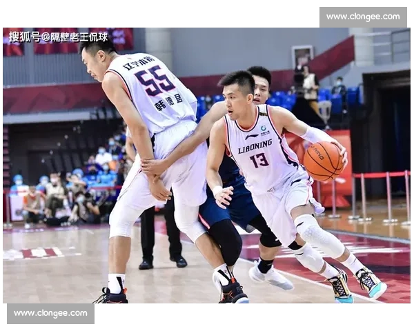 篮球赛后数据复盘 揭示胜负关键点与球员表现分析 篮球赛后数据复盘 揭示胜负关键点与球员表现分析